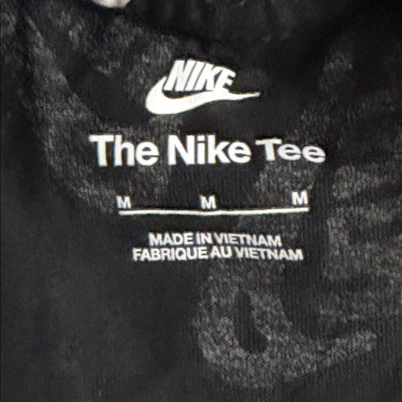 Nike Boy Graphic Long Sleeve Size M - Picture 3 of 4